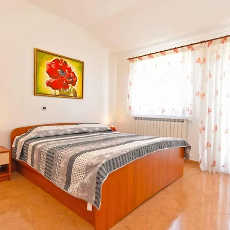 Beachfront In Novigrad-istrien 44284