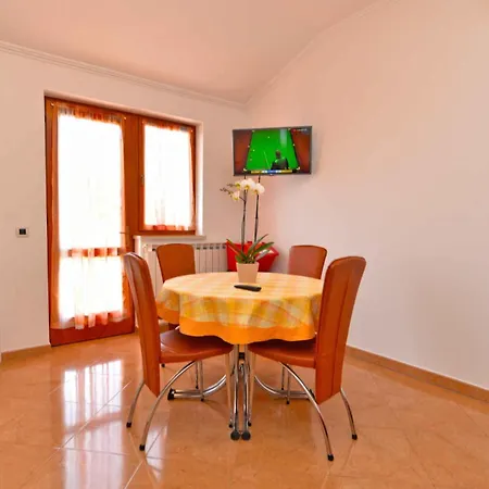 Appartamento Beachfront In Novigrad-istrien 44284